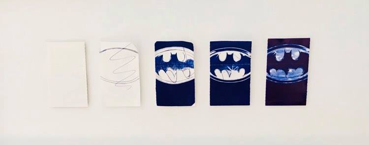 Wayne Danza - TICKETS SERIES Bic bleu sur tickets de cinéma - Blue Bic on paper - 5,1 x 8,1 cm x 5 - 60 x 25 cm encadré - Unique 202