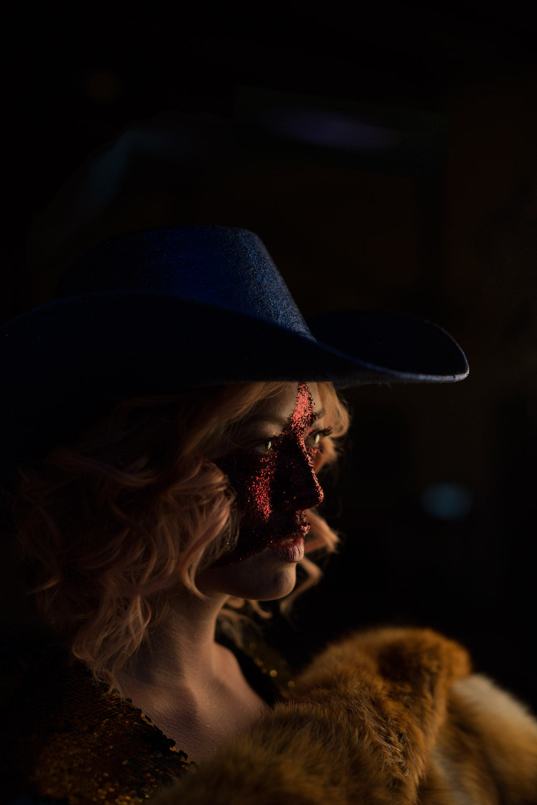 Retrouvez cette oeuvre de FRENCH COWBOY chez Acid Gallery.  Série Vegas Cow Girl After The Show Kodak satiné sur Dibond 20x30 cm édition 4 + 2 AP 40x60 cm édition 6 + 2 AP 80x120 cm édition 6 +2 AP 100x150 cm édition 4 +2 AP 2017
