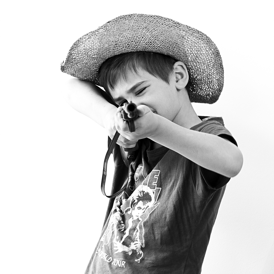 Retrouvez cette oeuvre de FRENCH COWBOY chez Acid Gallery.  Série Young Cowboy Kodak satiné sur Didond 20x30 cm édition 4 + 2 AP 40x60 cm édition 6 + 2 AP 80x120 cm édition 6 + 2 AP 100x150 cm édition 4 +2 AP 2015