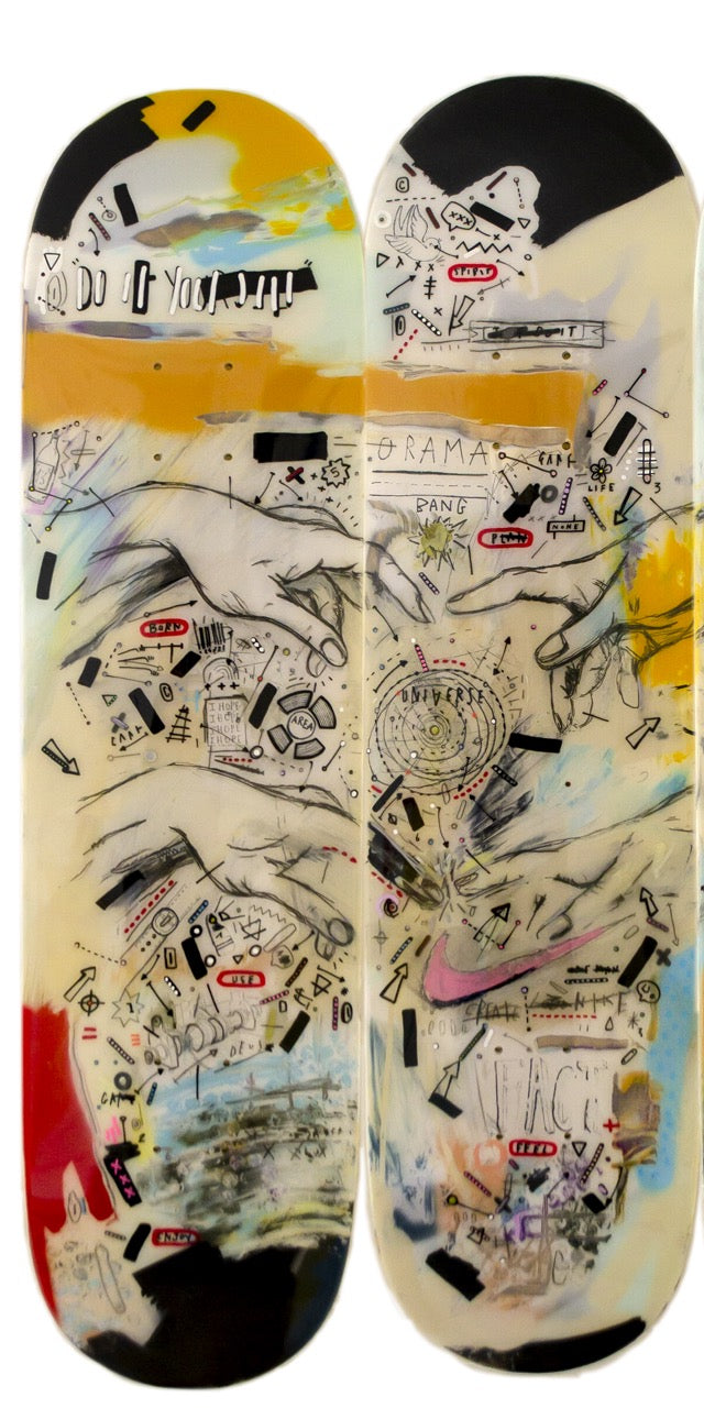 Techniques mixtes et résine sur planche de skateboard - Mixed media and resin on skateboard - 
